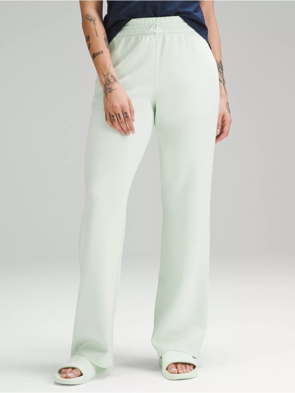 Lululemon Softstreme Pants in Kohlrabi Green